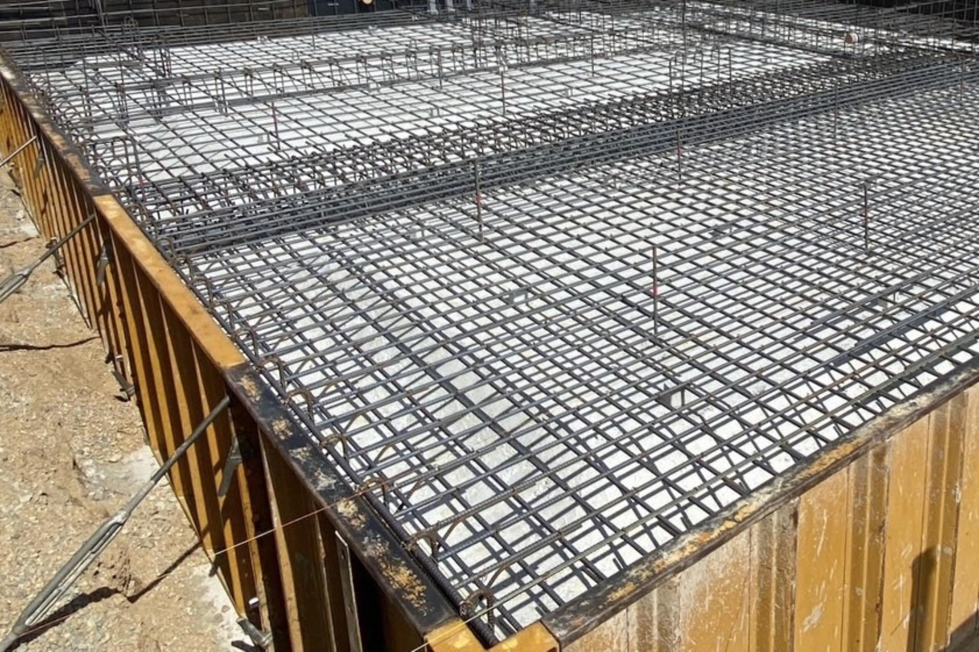 基礎工事の画像